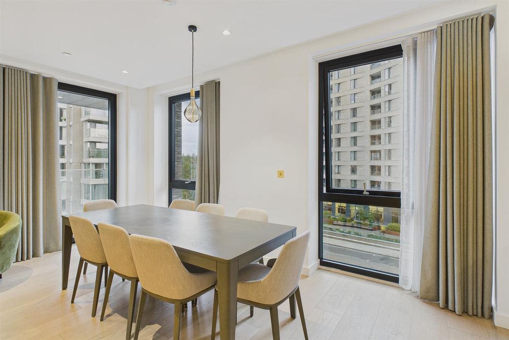 Property photo 2 of 25 9.Jpg