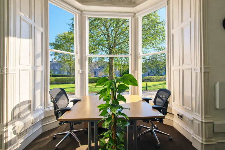 Property photo 3 of 25