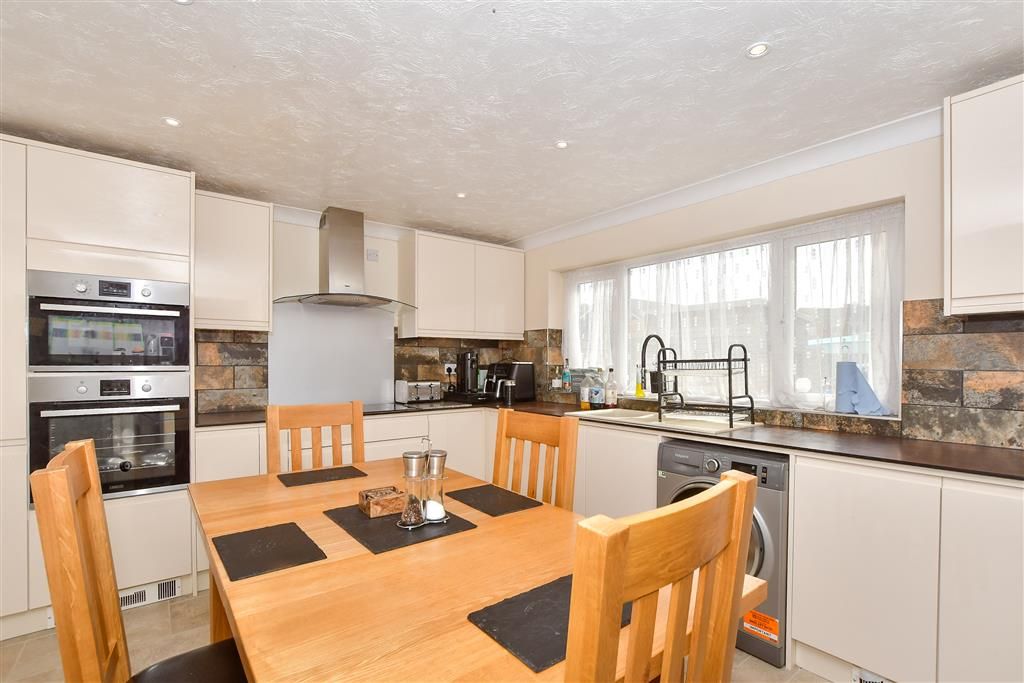 Property photo 1 of 14 Kitchen