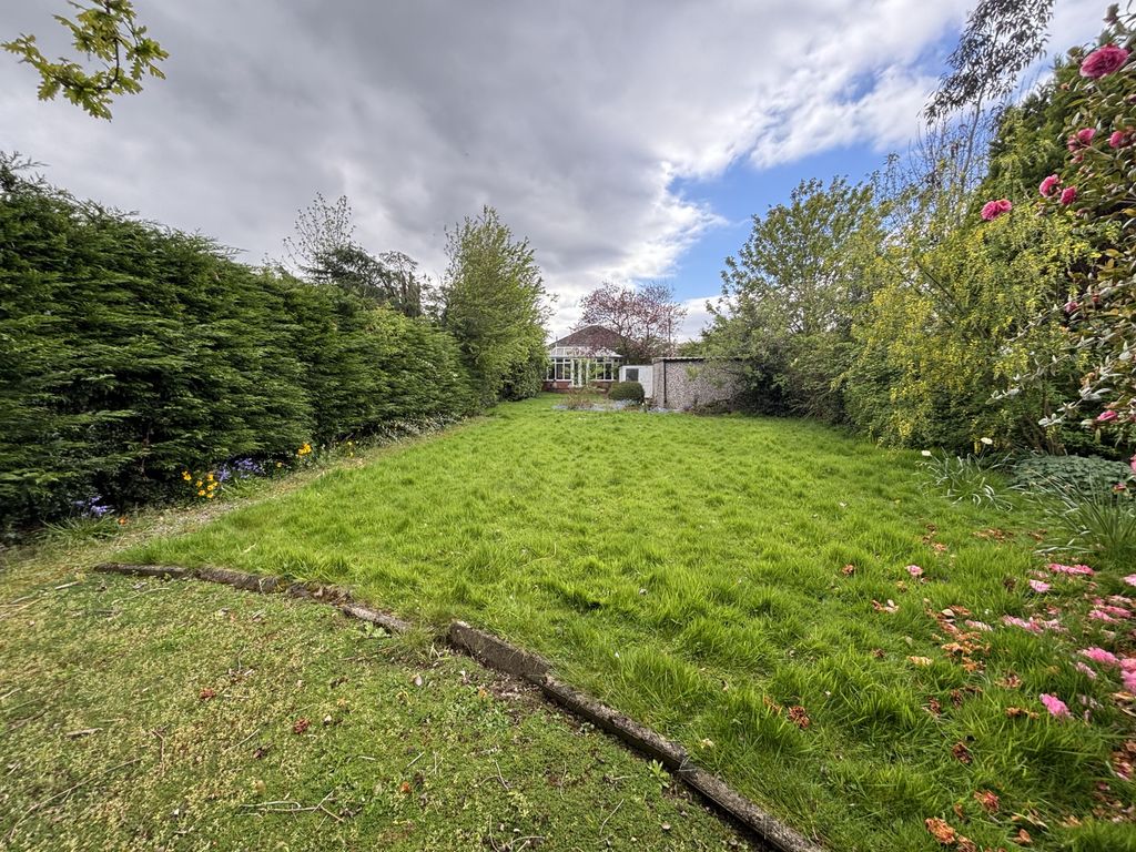 Property photo 2 of 19
