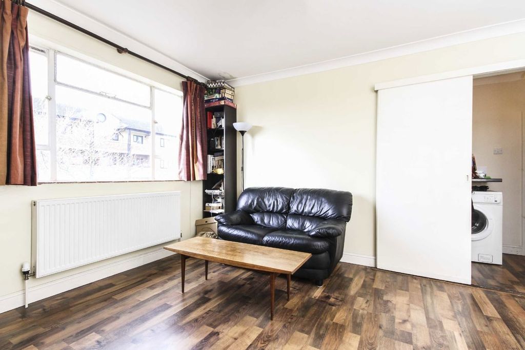 Property photo 3 of 3