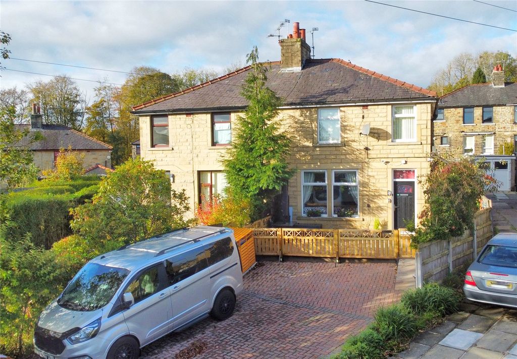 Property photo 2 of 27 Picture No. 36