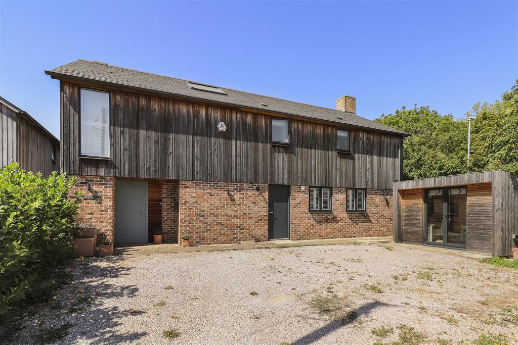Property photo 1 of 29 Img (30).Jpg