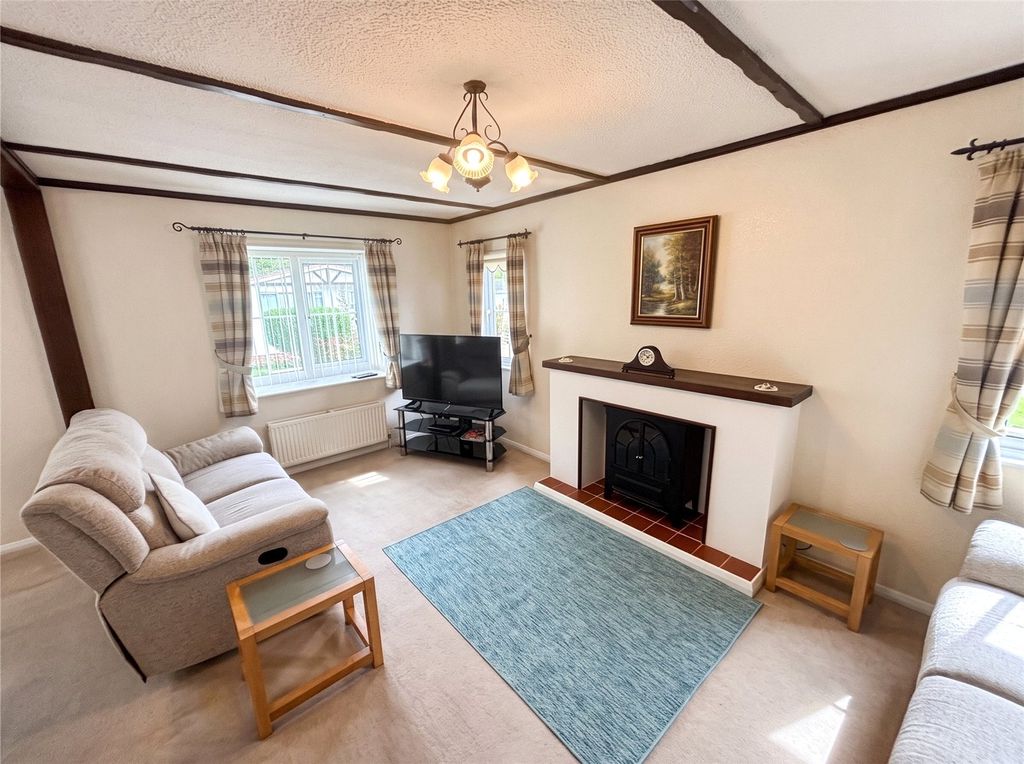 Property photo 2 of 17 Picture No. 20