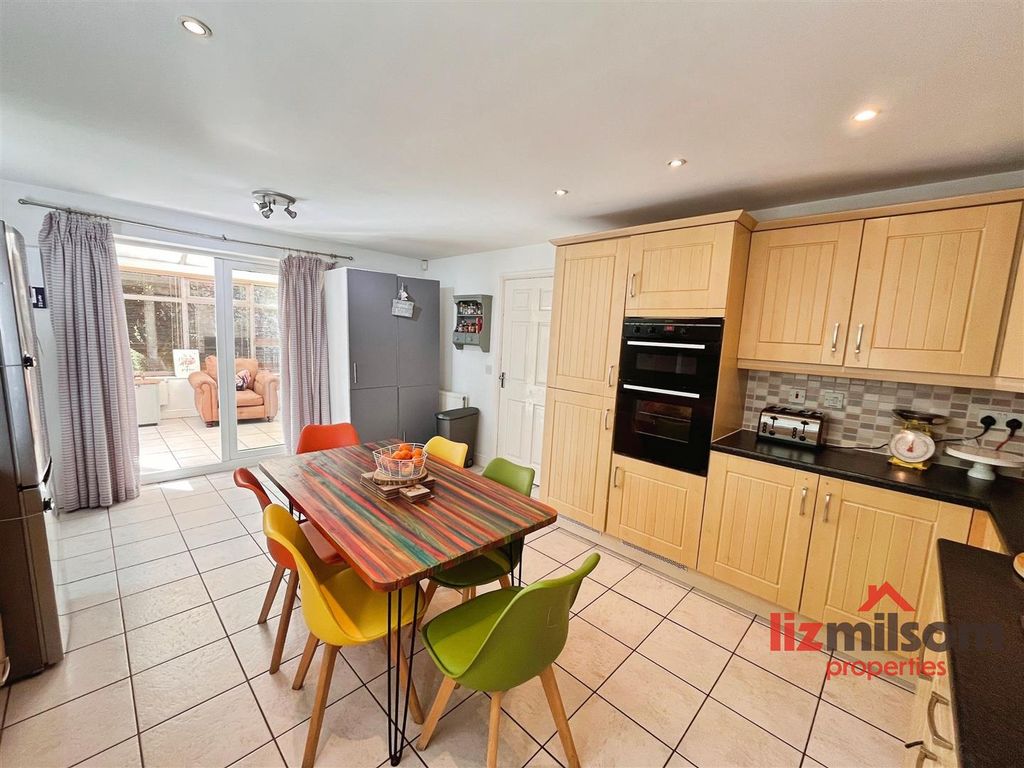 Property photo 2 of 28 A9415Ac3-Img_7936.Jpg