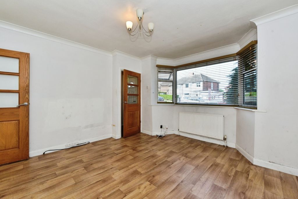 Property photo 3 of 15 Pbox-Img.Jpg