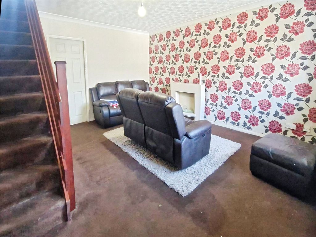 Property photo 2 of 12 Picture No. 01