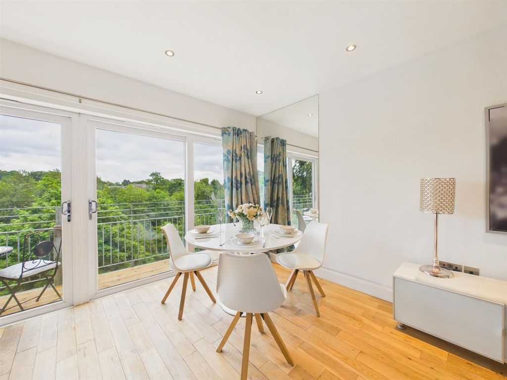 Additional image 4 of 3 bed flat for sale22 Riverside Park, Blairgowrie PH10