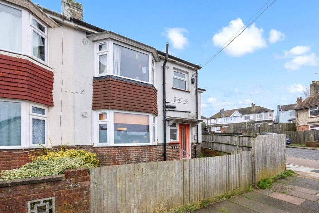 Property photo 1 of 6 4633920