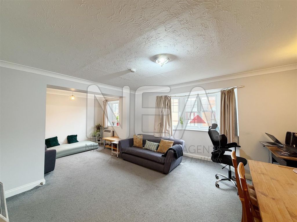 Property photo 2 of 9 Living Room