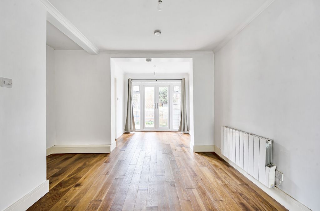 Property photo 3 of 19 1365039-18-68E67F...