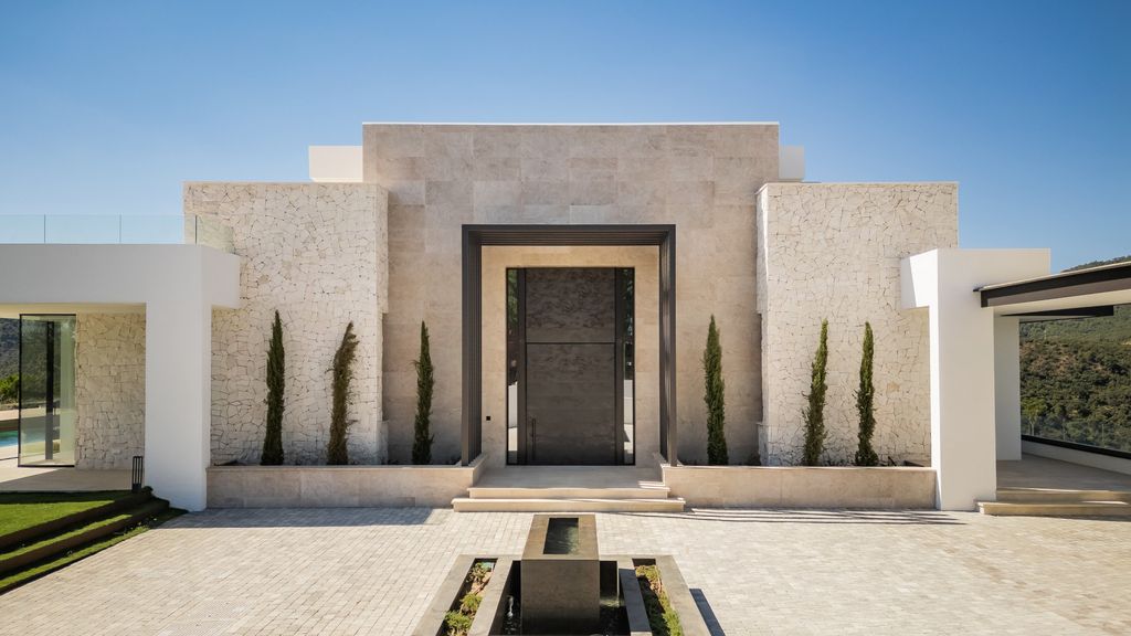 Property photo 3 of 23 Image