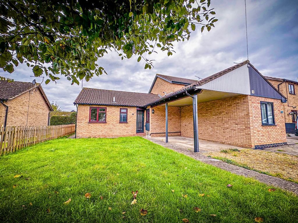 Property photo 2 of 18 Front