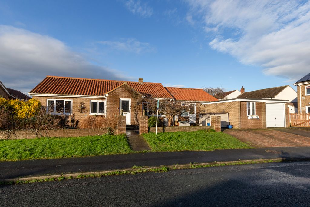 Property photo 1 of 18 Front View