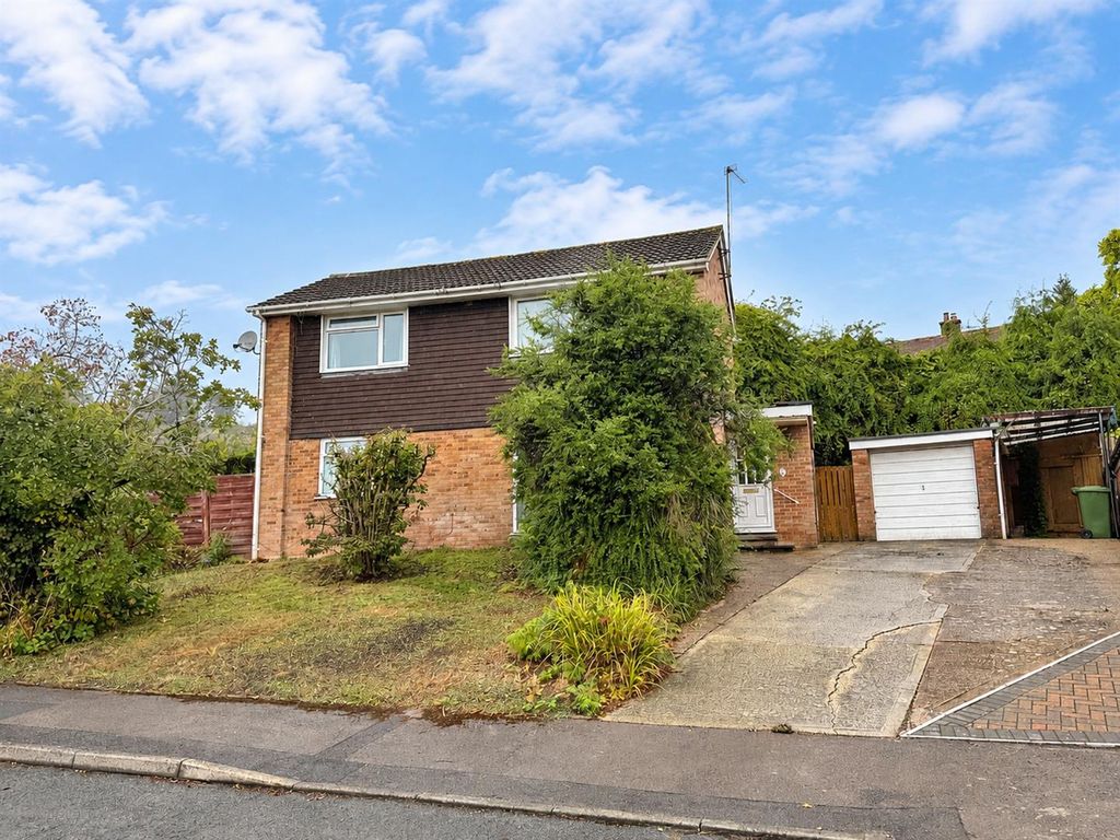 Property photo 1 of 12