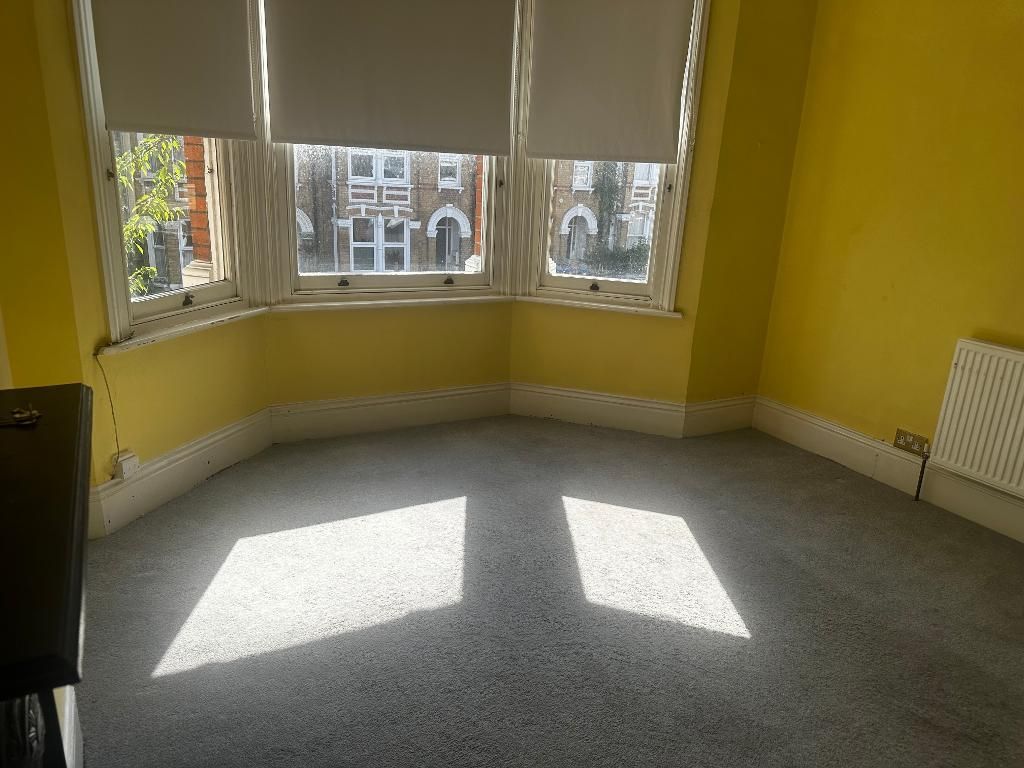 Property photo 1 of 10 Bedroom 1