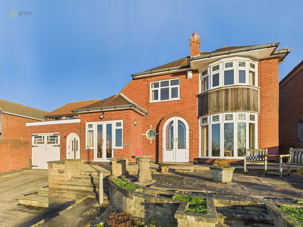 Property photo 1 of 45