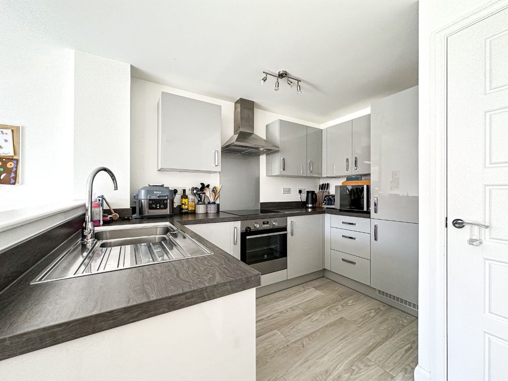 Property photo 3 of 26 52967910