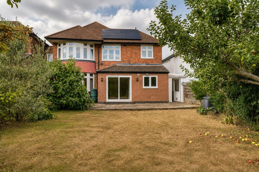 Property photo 2 of 25 1Ef30Ffc-B1E4-4Cb3-8844-83A899807100.Png