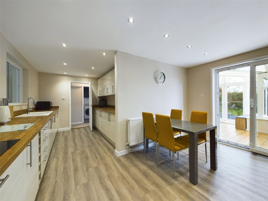 Property photo 2 of 17 Kitchen/Dining Room