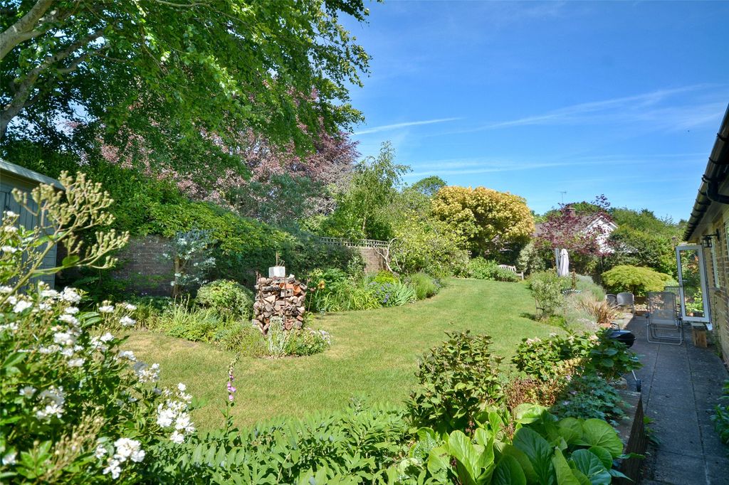 Property photo 3 of 43 Picture No. 58
