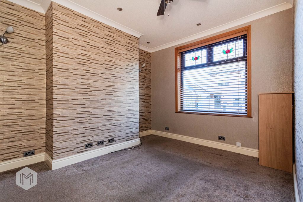 Property photo 3 of 27 Picture No. 22