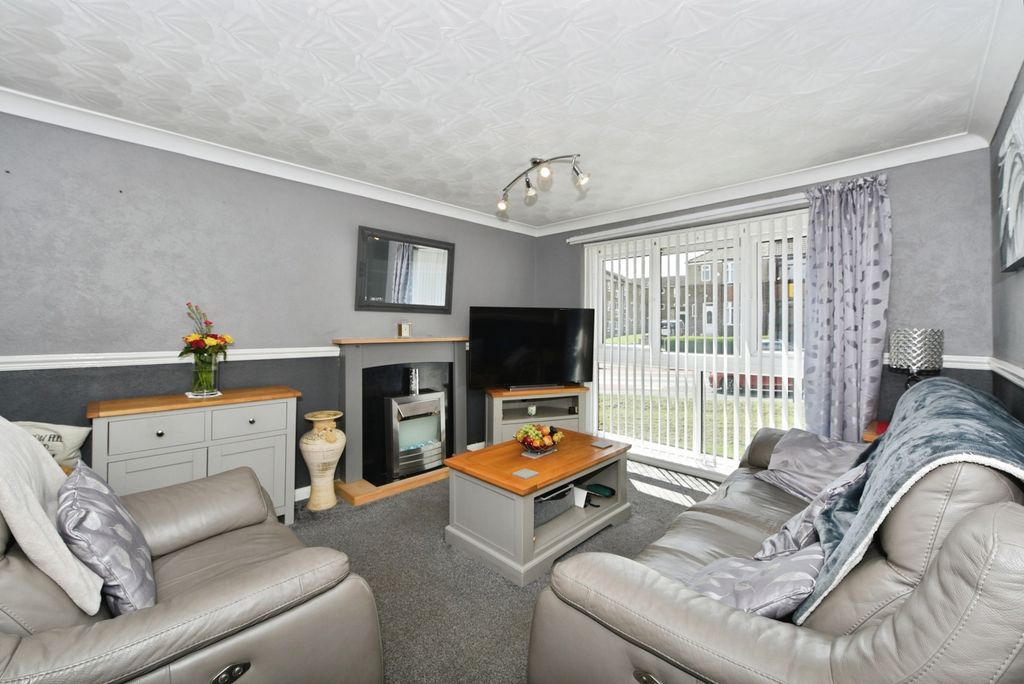 Property photo 1 of 15 Pbox-Img.Jpg