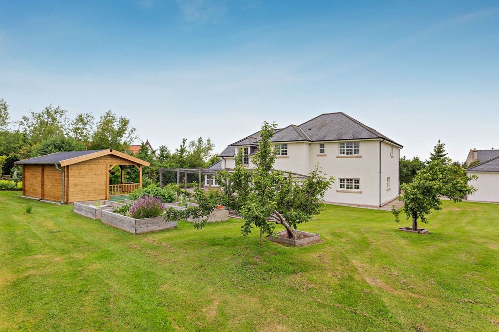 Additional image 8 of 5 bed detached house for saleHeights Of Woodside, Westhill, Inverness, Highland IV2