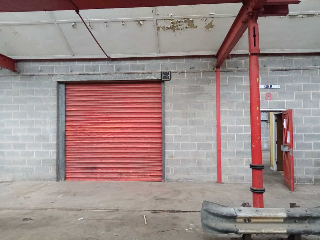 Property photo 3 of 5