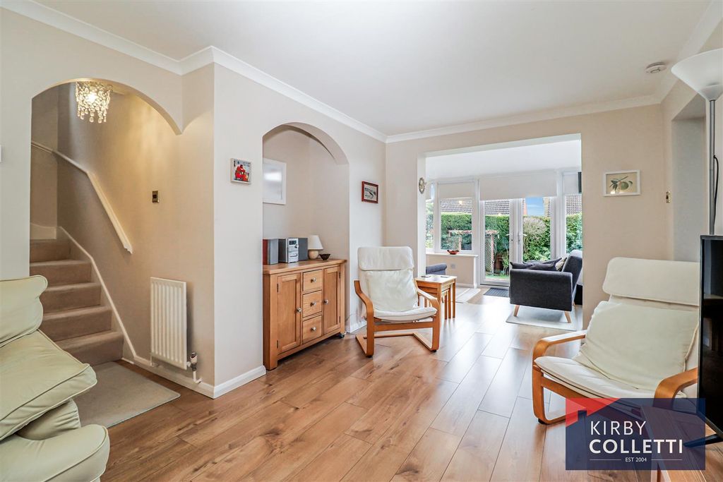 Property photo 3 of 30