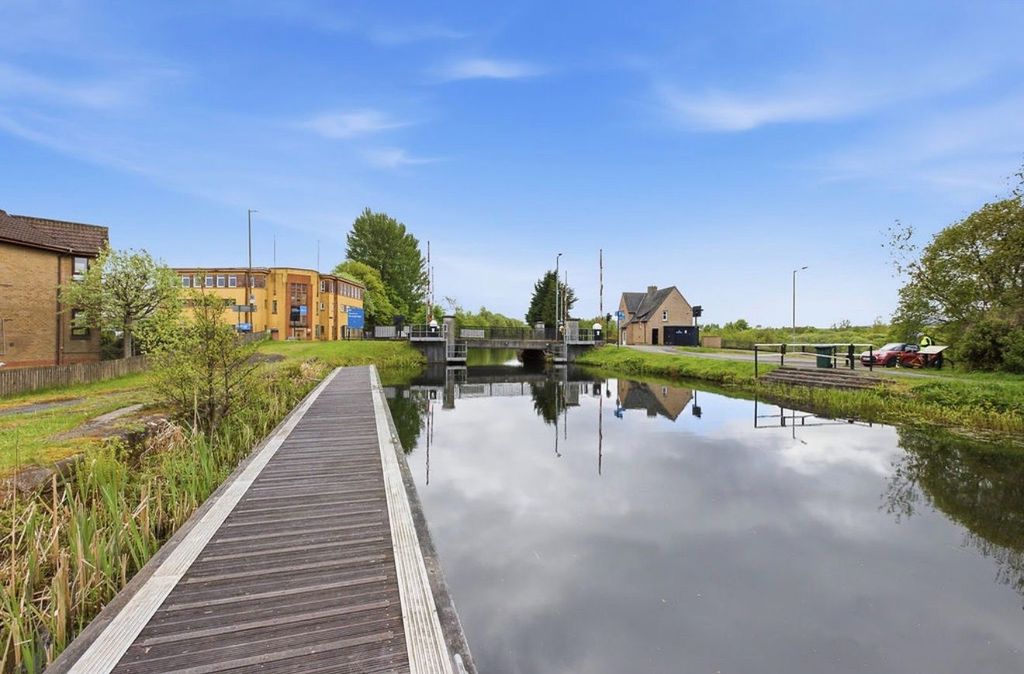 Additional image 14 of 2 bed flat for saleHunter Gardens, Bonnybridge FK4