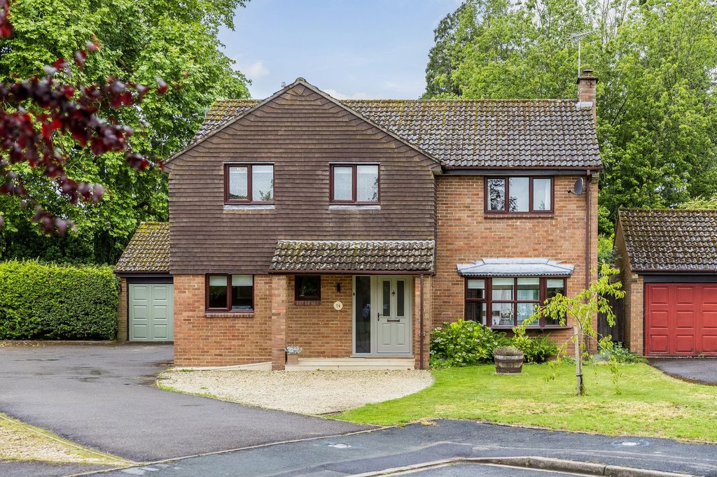 Property photo 1 of 35