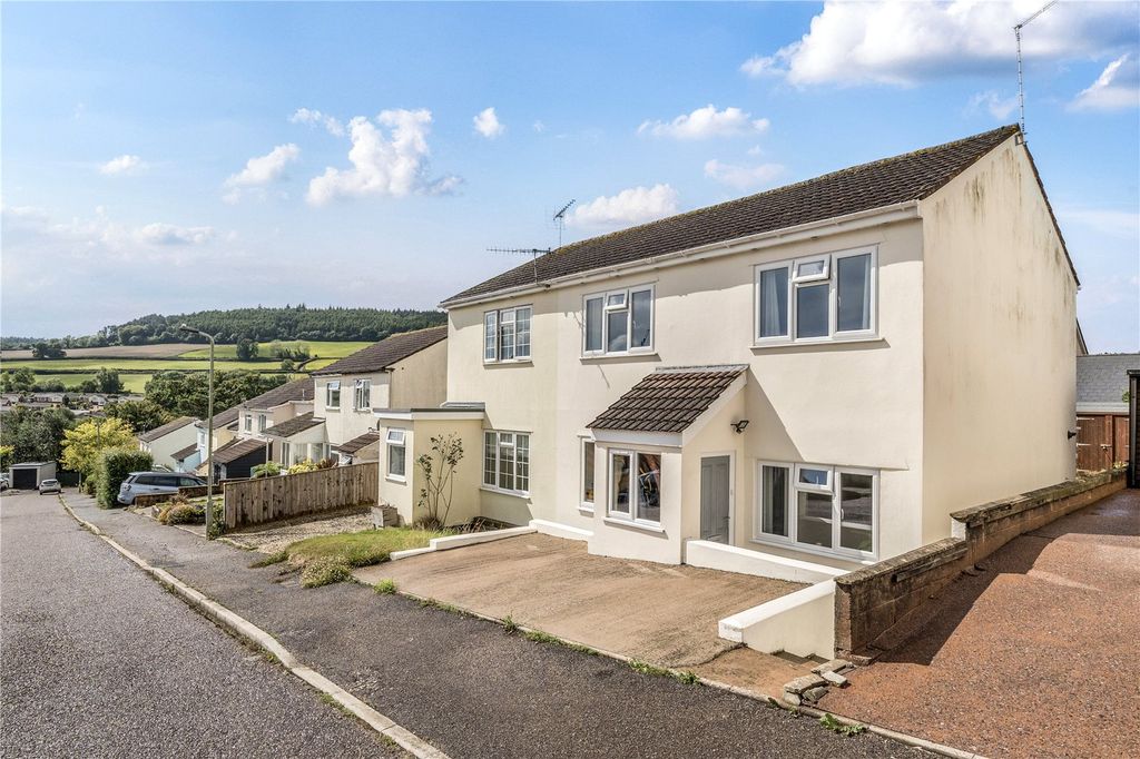 Property photo 1 of 17 Picture No. 01