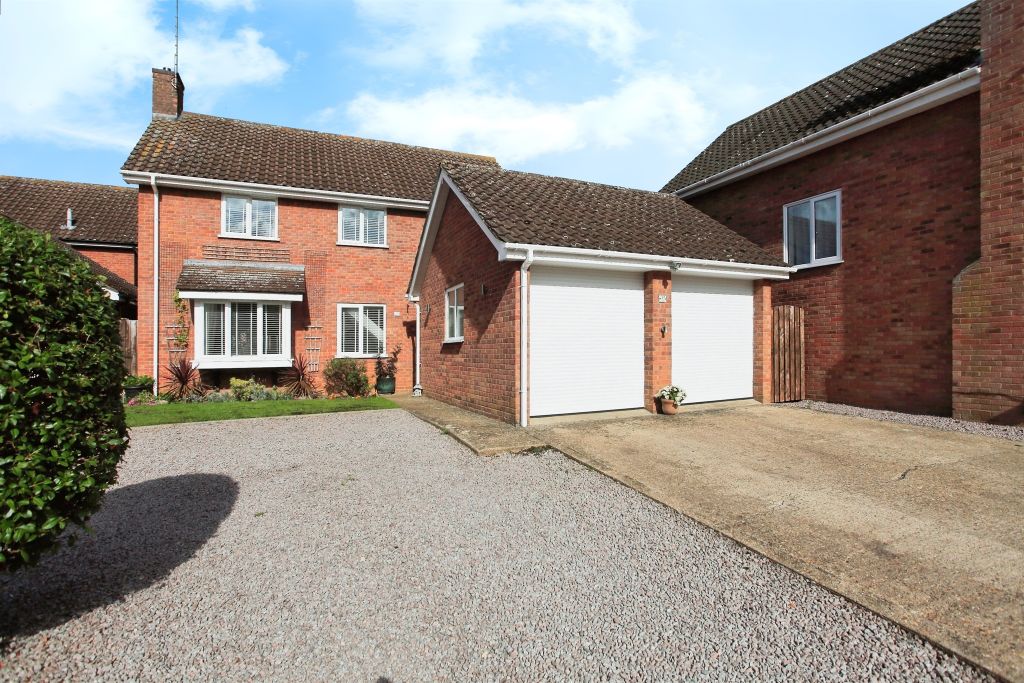 Property photo 1 of 19 Outside