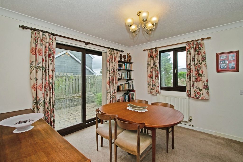 Property photo 3 of 36 Dining Room
