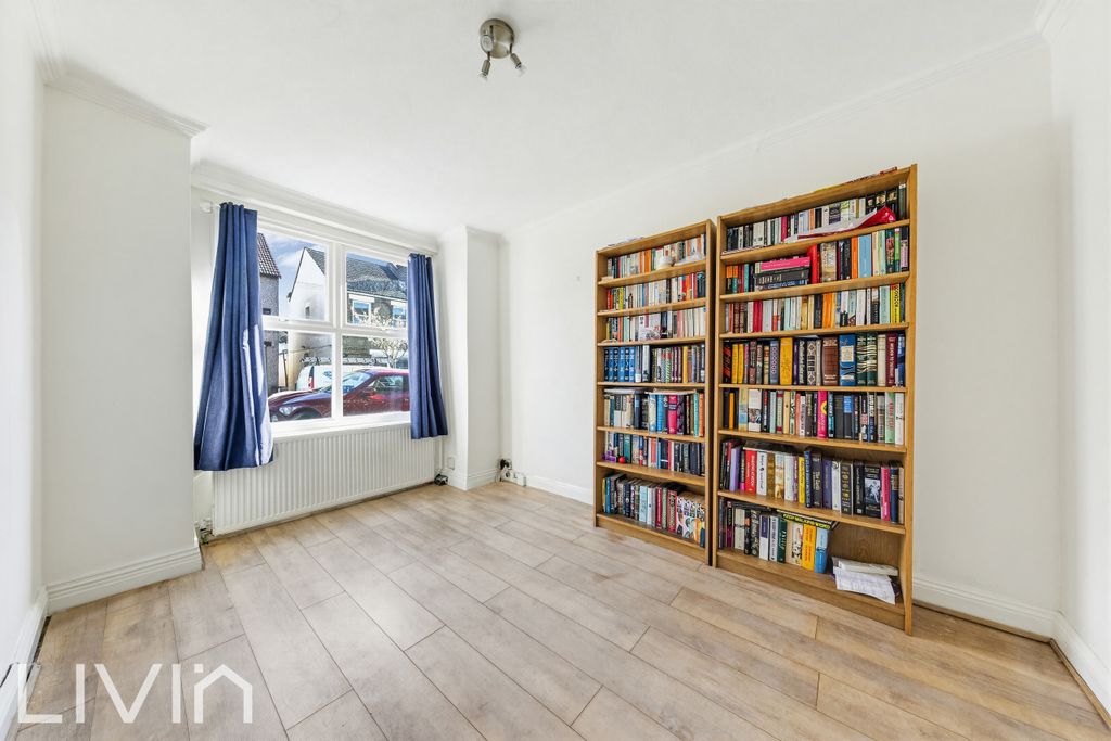 Property photo 3 of 12 3