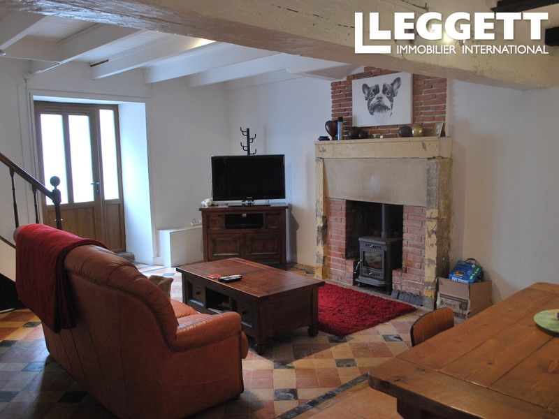 Property photo 3 of 10