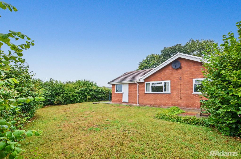 Property photo 3 of 27