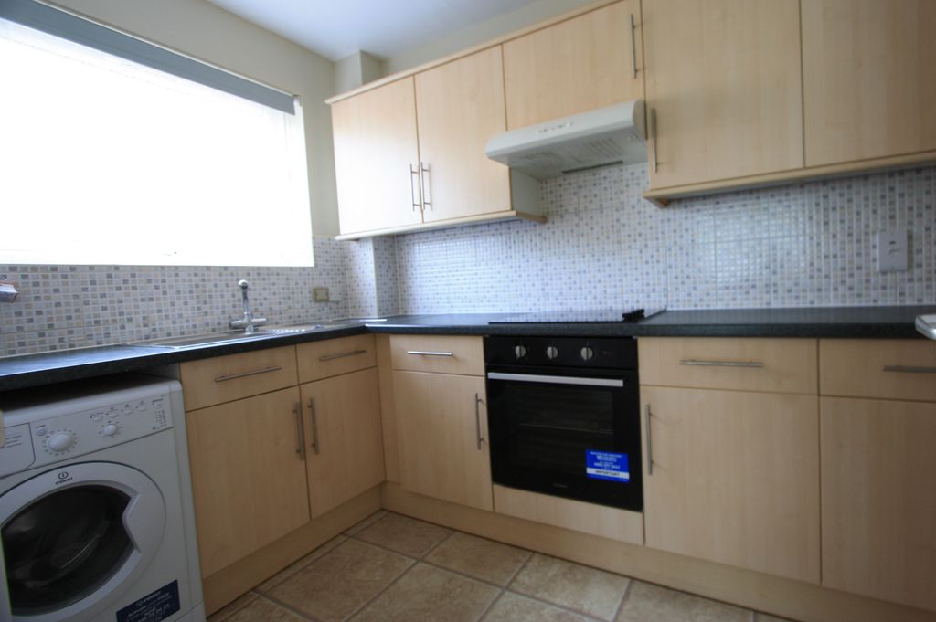 Property photo 1 of 3