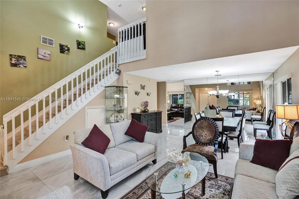Property photo 3 of 30 <Alttext/>