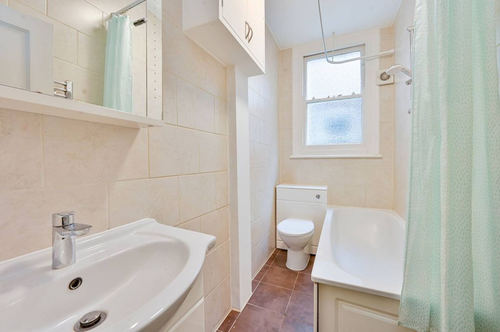 Property photo 1 of 3