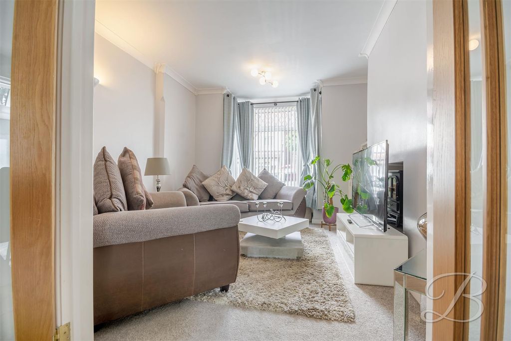 Property photo 3 of 26 Ccltd-4.Jpg