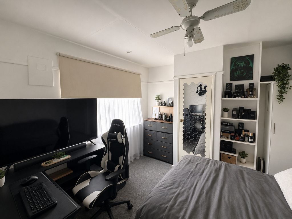 Property photo 3 of 8