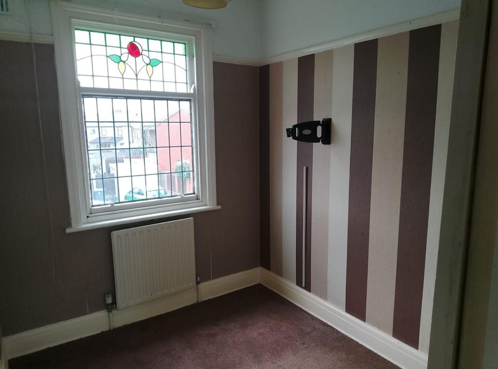 Property photo 3 of 11 Bedroom