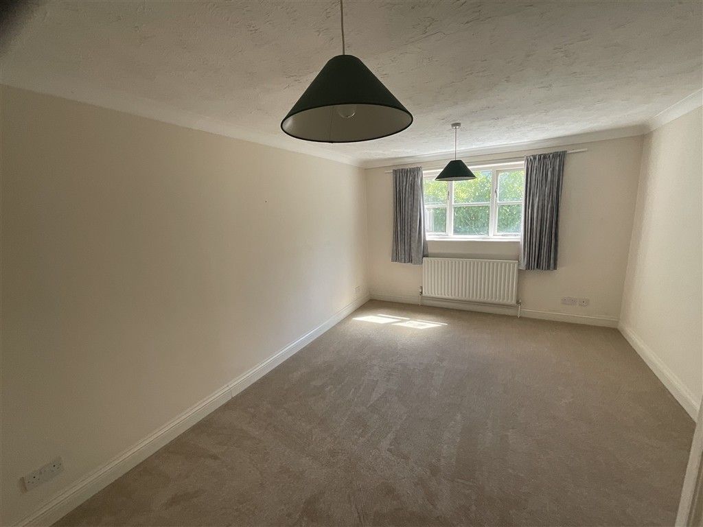Property photo 3 of 11 Bedroom 1 New