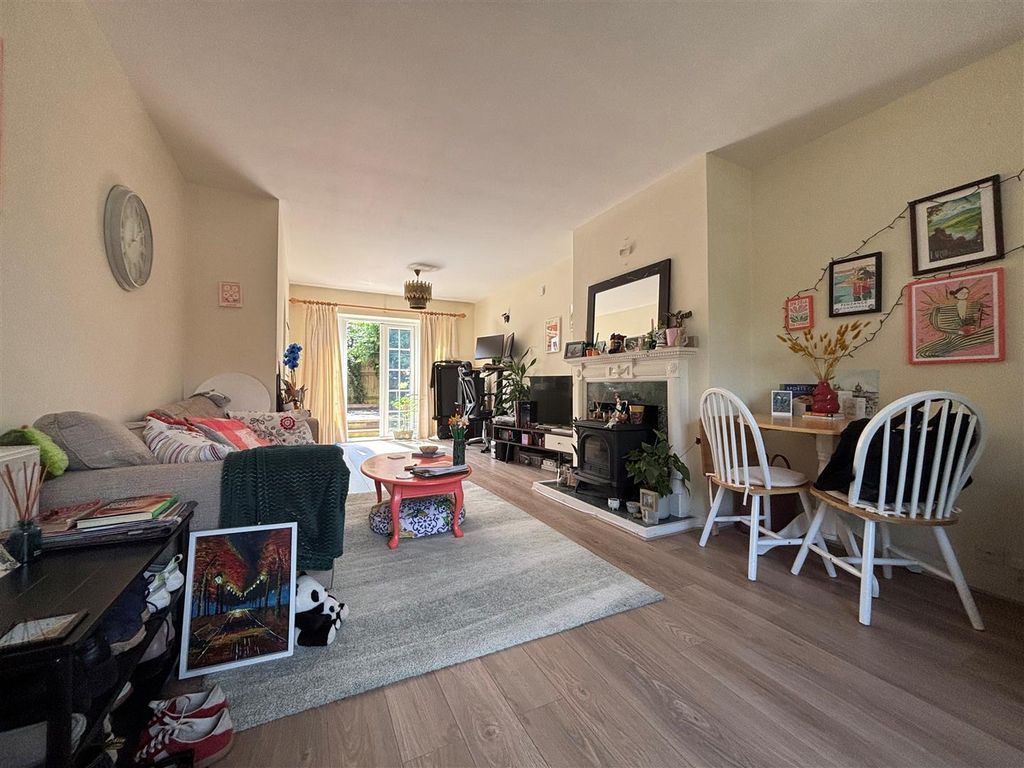 Property photo 3 of 13 Living/Dining Room