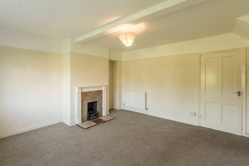 Property photo 3 of 15 Living Room