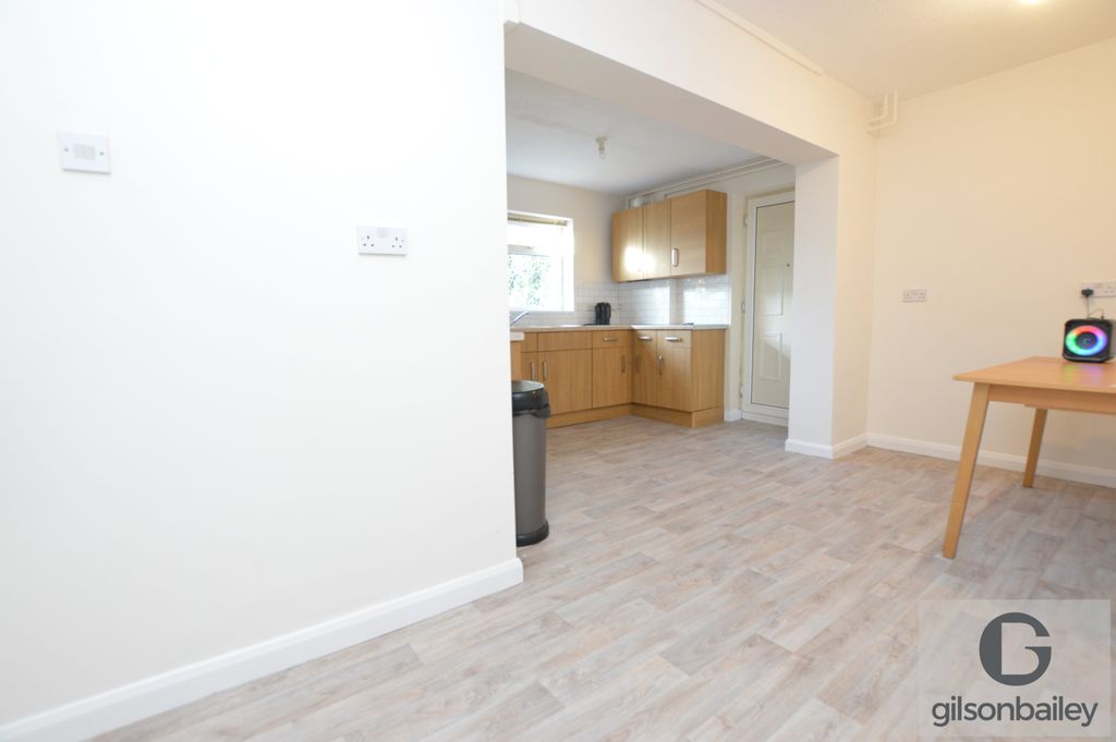 Property photo 3 of 13 Dsc_0348