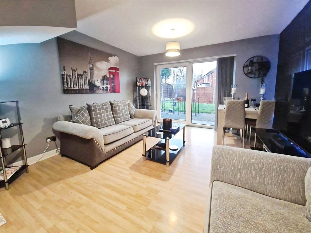 Property photo 2 of 12 Picture No. 16