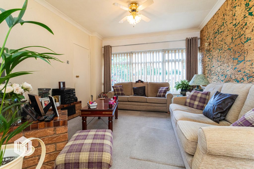 Property photo 2 of 26 Picture No. 22